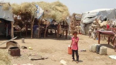 الحديدة: نازحو الزهرة يواجهون الجوع وابتزاز الحوثي بالمساعدات