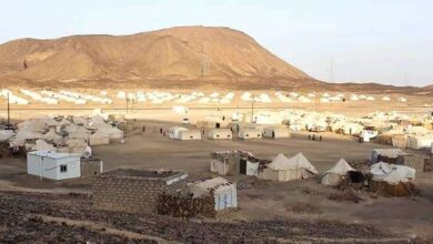 موجة الصيف الحارة تفاقم معاناة النازحين اليمنيين