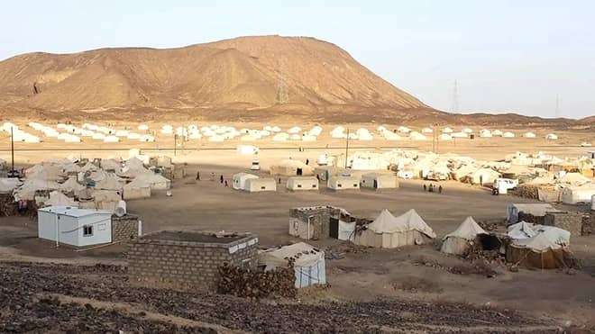 موجة الصيف الحارة تفاقم معاناة النازحين اليمنيين