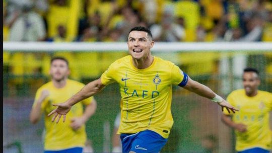 رونالدو يقود النصر للفوز على ضيفه ضمك في الدوري السعودي