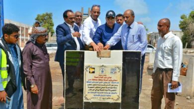 معاون يضع حجر الاساس لمشروع تأهيل وتطوير محطة ضخ الصرف الصحي لمستشفى الجمهورية بعدن 9 معاون يضع حجر الاساس لمشروع تأهيل وتطوير محطة ضخ الصرف الصحي لمستشفى الجمهورية بعدن