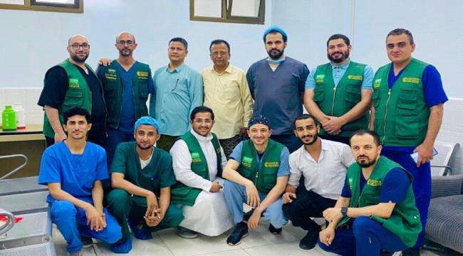 مستشفى سيئون يشيد بالفريق الطبي السعودي للمخيم التطوعي لجراحة المفاصل والكسور 1 مستشفى سيئون يشيد بالفريق الطبي السعودي للمخيم التطوعي لجراحة المفاصل والكسور