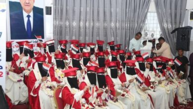 إعلامي: تخرج أول دفعة من جامعة الحديدة انتصار للجمهورية ضد الكهنوت