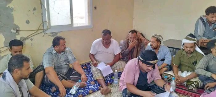 ذو باب المندب.. اتفاق بين السلطة المحلية والتجار على آلية جديدة لتخفيض الأسعار