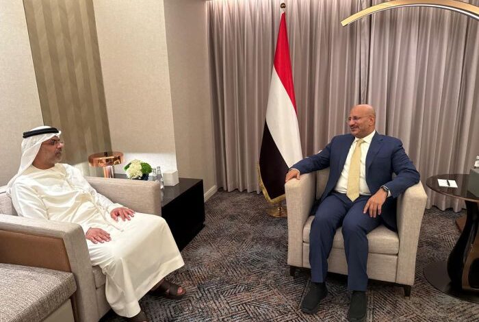 طارق صالح يبحث مع السفير الإماراتي سبل دعم الإصلاحات الاقتصادية 1 طارق صالح يبحث مع السفير الإماراتي سبل دعم الإصلاحات الاقتصادية