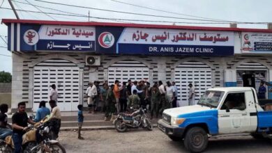المخا.. إغلاق منشآت دوائية بسبب بيع أدوية فاسدة ومنتهية