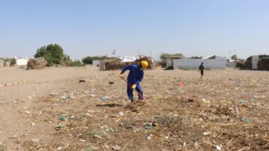 انطلاق حملة نظافة شاملة في مخيمات النازحين بالخوخة للحد من الأوبئة