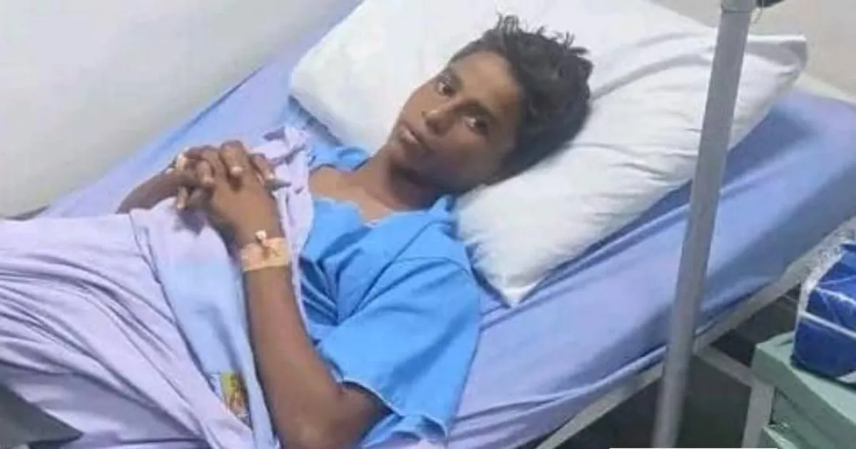 مسلح حوثي يعتدي على طفل بائع سمك في الحديدة