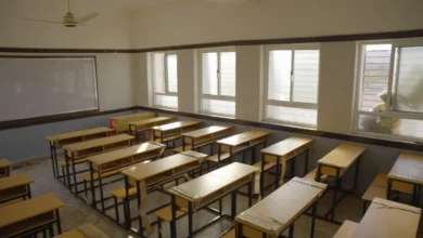 تعز.. إنسانية المقاومة تقدم دعم تعليمي جديد لمدرسة الشهداء بمديرية موزع