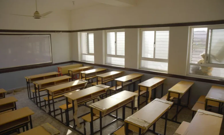 تعز.. إنسانية المقاومة تقدم دعم تعليمي جديد لمدرسة الشهداء بمديرية موزع 1 تعز.. إنسانية المقاومة تقدم دعم تعليمي جديد لمدرسة الشهداء بمديرية موزع