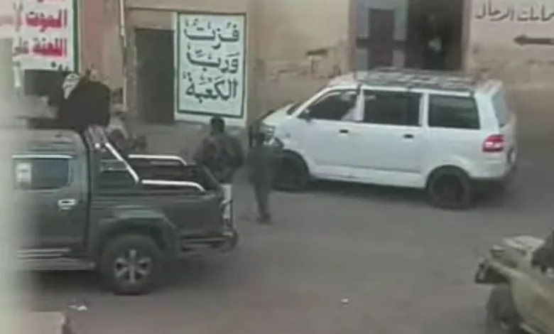 مليشيا الحوثي تطرد السلفيين من مركز الإمام الشافعي في إب 1 مليشيا الحوثي تطرد السلفيين من مركز الإمام الشافعي في إب