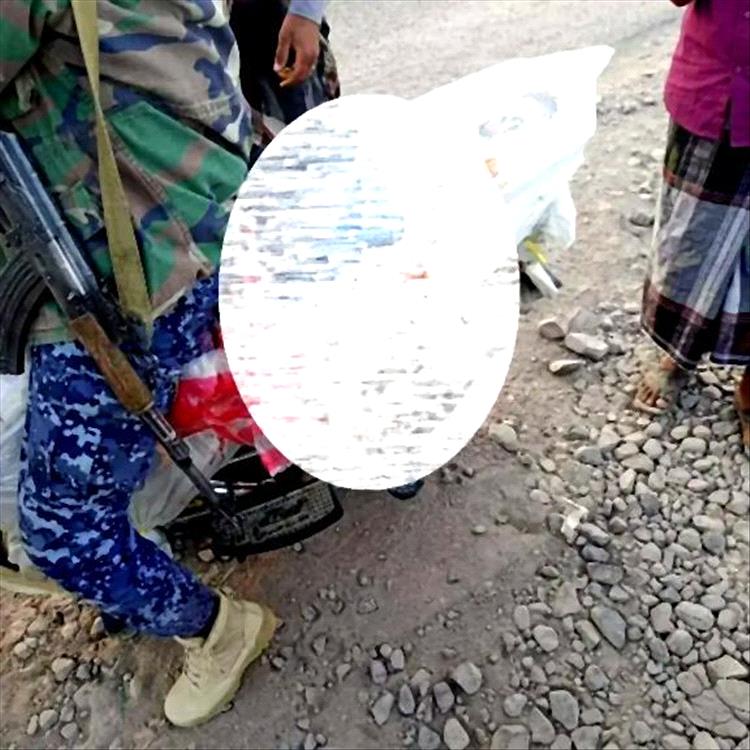 رصاص نقطة حوثية يصيب شابين في تعز وسط تنديد الأهالي