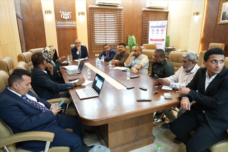 وزير الصحة يبحث مع اليونيسيف نتائج تقييم البرامج التغذوية وخطط توسيع التدخلات في اليمن