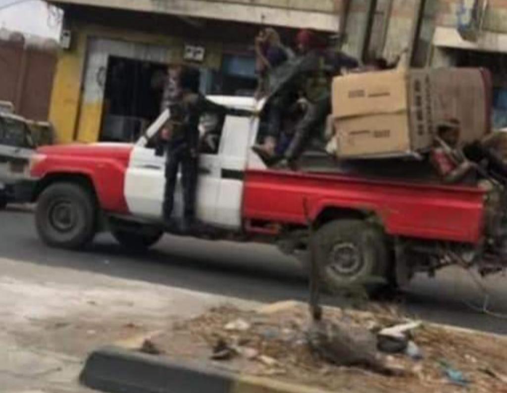 تعز.. مليشيا الإخوان تختطف والد وشقيقي مدير امن جبل حبشي السابق 1 تعز.. مليشيا الإخوان تختطف والد وشقيقي مدير امن جبل حبشي السابق