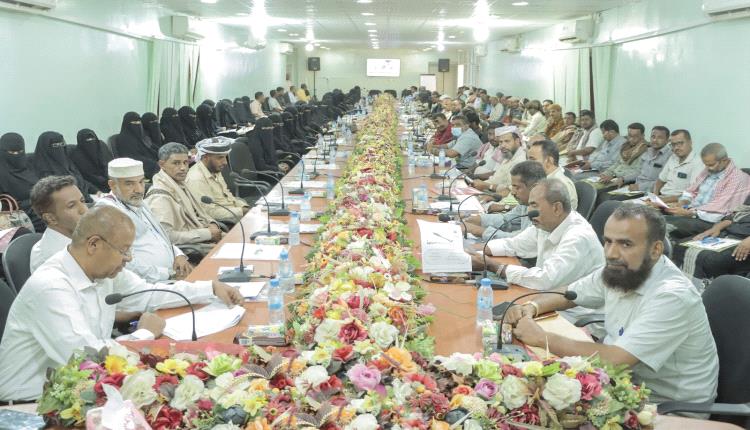تربية حضرموت تنظم ورشة عمل بعنوان "الإدارة الفاعلة للمختبرات المدرسية"