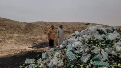 الصناعة والتجارة بالمهرة تتلف 17 طناً من مشروب الشعير منتهي الصلاحية 2 الصناعة والتجارة بالمهرة تتلف 17 طناً من مشروب الشعير منتهي الصلاحية