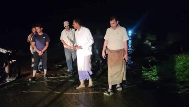 وكيل الحديدة يتفقد اوضاع المواطنين في حيس عقب هطول الأمطار وتدفق السيول