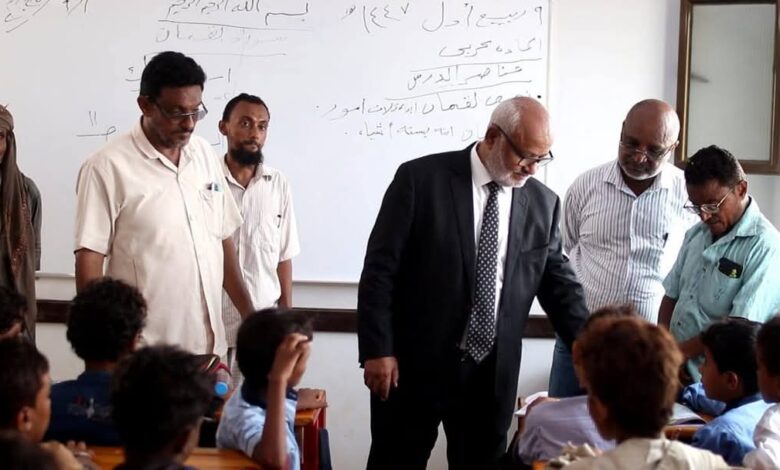 محافظ الحديدة يدشّن العام الدراسي الجديد 2025-2026 في المناطق المحررة 1 محافظ الحديدة يدشّن العام الدراسي الجديد 2025-2026 في المناطق المحررة