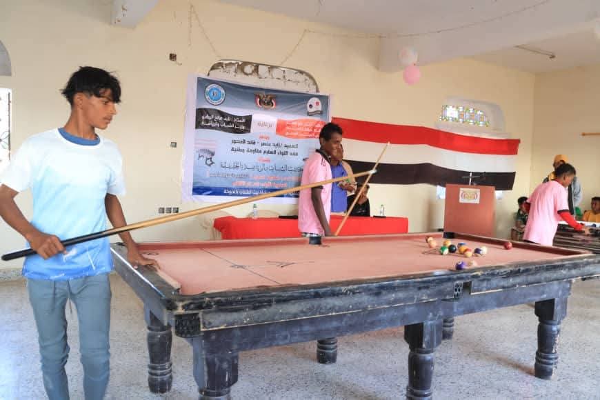 انطلاق أول بطولة لـ”تحدي الطاولة الخضراء” في الخوخة بمشاركة 32 لاعباً