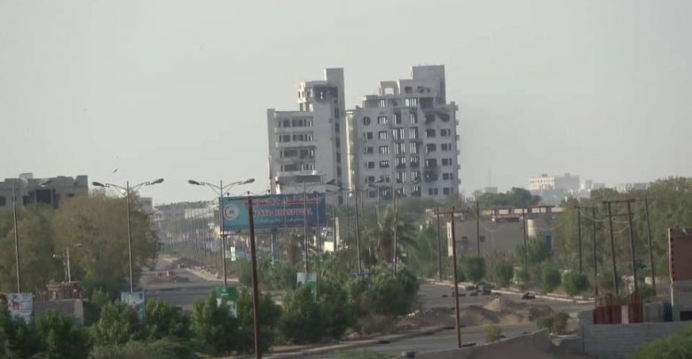 بضربات مركزة .. دك تحصينات حوثية داخل مدينة الحديدة 1 بضربات مركزة .. دك تحصينات حوثية داخل مدينة الحديدة