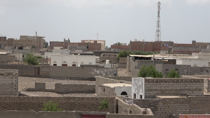 قصف حوثي إرهابي بمختلف أنواع الأسلحة يستهدف التحيتا 1 قصف حوثي إرهابي بمختلف أنواع الأسلحة يستهدف التحيتا