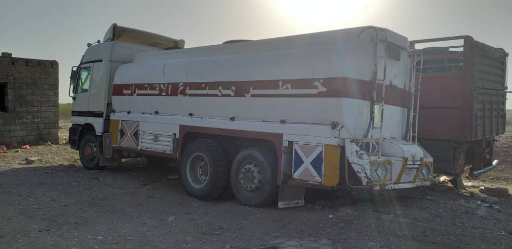 امن الساحل الغربي يضبط عصابة تقطع ونهب مشتقات نفطية في الحديدة 1 امن الساحل الغربي يضبط عصابة تقطع ونهب مشتقات نفطية في الحديدة