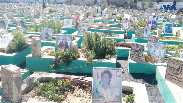 بالاسماء.. مليشيا الحوثي تشيع 32 عنصرا لقوا مصرعم في مأرب والساحل الغربي 1 بالاسماء.. مليشيا الحوثي تشيع 32 عنصرا لقوا مصرعم في مأرب والساحل الغربي