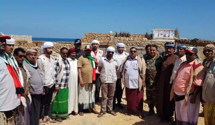 سقطرى.. خليفة الإنسانية تبدأ تشغيل محطة كهرباء منطقة علامة 1 سقطرى.. خليفة الإنسانية تبدأ تشغيل محطة كهرباء منطقة علامة
