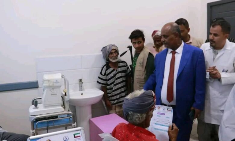 الحديدة.. افتتاح المخيم الطبي المجاني لجراحة العيون في الخوخة 1 الحديدة.. افتتاح المخيم الطبي المجاني لجراحة العيون في الخوخة
