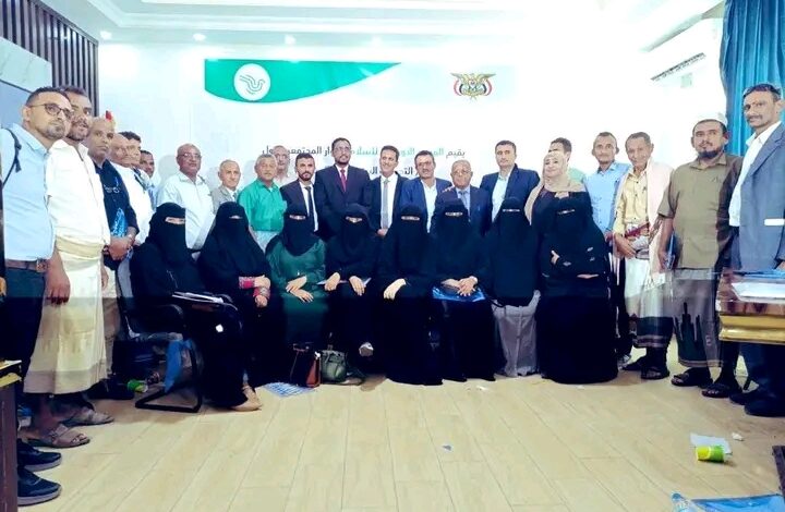 السلطة المحلية بالحديدة تشارك في بناء السلام ومستقبل البيئة