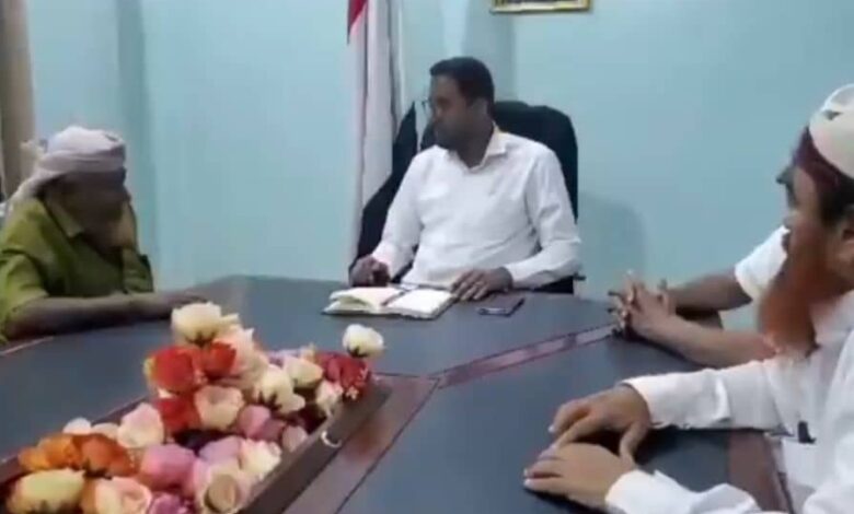 وكيل الحديدة يؤكد على أهمية التحصين من خرافات جماعة الحوثي الإرهابية
