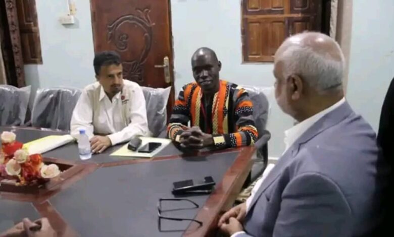 محافظ الحديدة يناقش مع منظمة التكافل الفرنسية توسيع تدخلاتها بالمحافظة 1 محافظ الحديدة يناقش مع منظمة التكافل الفرنسية توسيع تدخلاتها بالمحافظة