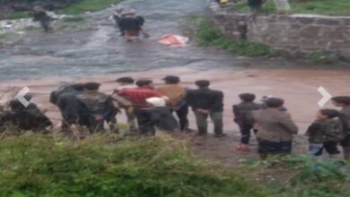 وفاة امرأة ونجاة أخرى جراء سيول الأمطار في إب