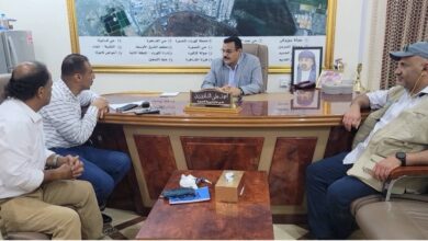 مدير عام المنصورة يناقش الترتيبات لتنفيذ مشروع إعادة بناء وتاثيث مبنى الرعاية الصحية الأولية بعدن 5 مدير عام المنصورة يناقش الترتيبات لتنفيذ مشروع إعادة بناء وتاثيث مبنى الرعاية الصحية الأولية بعدن