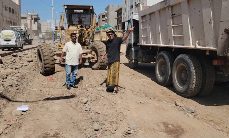 محلي المنصورة يتفقد مشروعين خدميين في مجال الطرق