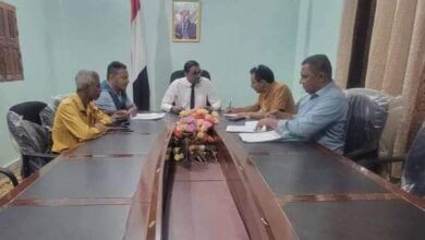 وكيل الحديدة يبحث مع مؤسسة يماني تدخلاتها في المحافظة