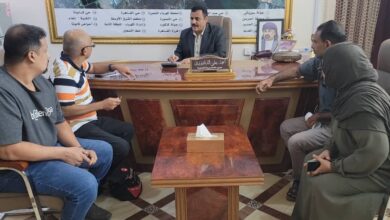 مدير المنصورة يوجه باستمرار ضبط المحال التجارية المتخلفة عن سداد رسوم المهن لمزاولة أعمالهم