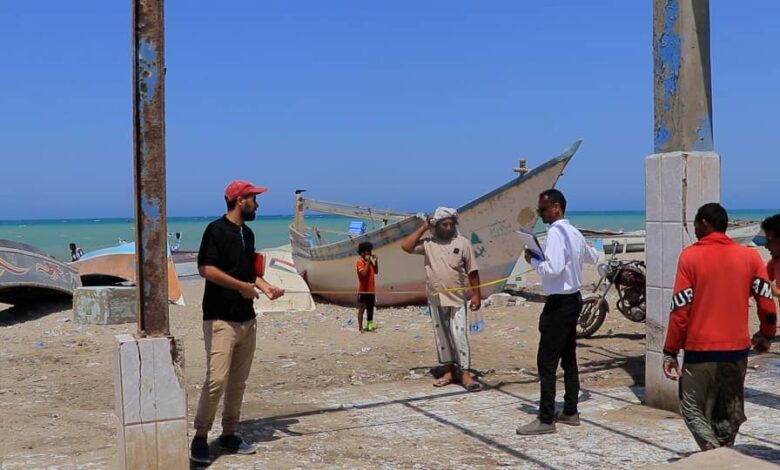 لجنة من الصليب الأحمر الدولي تزور مركز الإنزال السمكي بالقطابا للاطلاع على مشاريع تطويرية
