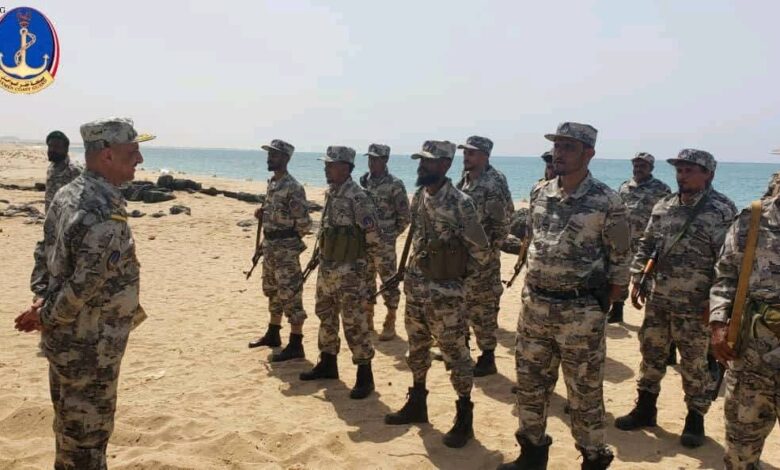 اللواء القملي يتفقد أبين ويبحث مع محافظها دعم خفر السواحل 1 اللواء القملي يتفقد أبين ويبحث مع محافظها دعم خفر السواحل