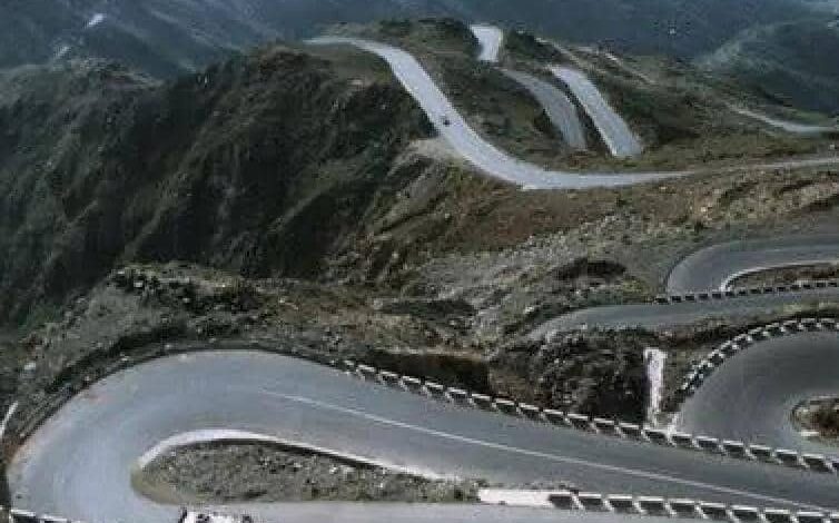 بلا تنسيق ولا ضمانات.. لماذا فتح الحوثي طريقًا مغلقًا منذ عقد؟