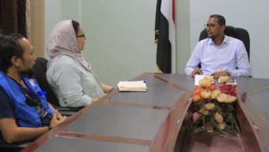 القديمي يلتقي بعثة أونمها ويشدد على أولوية فتح طريق حيس _الجراحي
