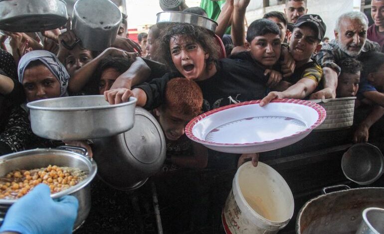 لندن تعتزم تنفيذ عمليات إسقاط جوي للمساعدات في قطاع غزة 1 لندن تعتزم تنفيذ عمليات إسقاط جوي للمساعدات في قطاع غزة