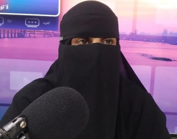 ناشطة مجتمعية : مليشيا الحوثي مصابة بالتخمة والشعب يموت جوعا في صنعاء 1 ناشطة مجتمعية : مليشيا الحوثي مصابة بالتخمة والشعب يموت جوعا في صنعاء