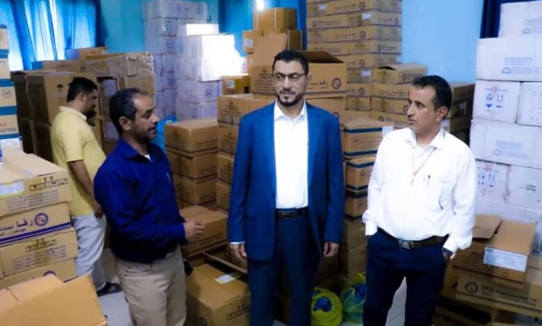 شبوة تتسلم شحنة أدوية ومستلزمات طبية ضمن مشروع إماراتي إنساني 1 شبوة تتسلم شحنة أدوية ومستلزمات طبية ضمن مشروع إماراتي إنساني
