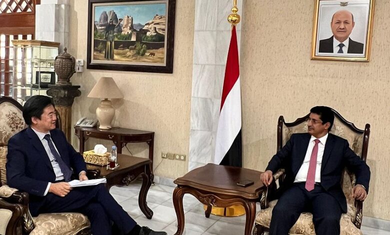 بجاش يؤكد تطلع اليمن لتعزيز التعاون مع الصين في مشاريع الطاقة المتجددة 1 بجاش يؤكد تطلع اليمن لتعزيز التعاون مع الصين في مشاريع الطاقة المتجددة