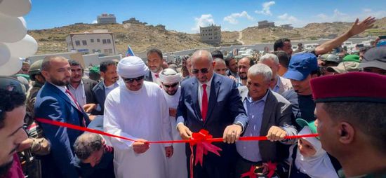 الضالع.. الزُبيدي يفتتح مجمع الشيخ محمد بن زايد التعليمي في مديرية الشعيب