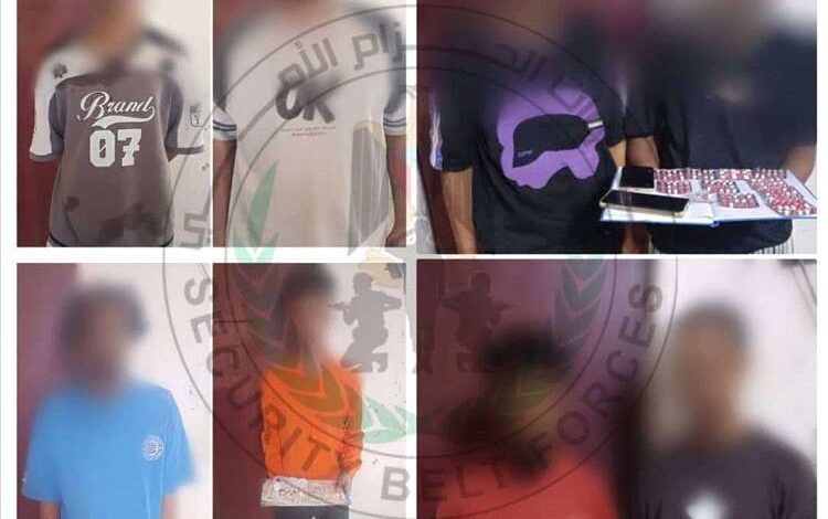 الحزام الأمني بعدن يضبط مواد مخدرة ويوقف متهمين في عمليات متفرقة 1 الحزام الأمني بعدن يضبط مواد مخدرة ويوقف متهمين في عمليات متفرقة