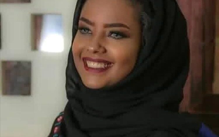 مليشيا الحوثي تفرج عن الفنانة انتصار الحمادي بعد أربع سنوات من الاحتجاز 1 مليشيا الحوثي تفرج عن الفنانة انتصار الحمادي بعد أربع سنوات من الاحتجاز