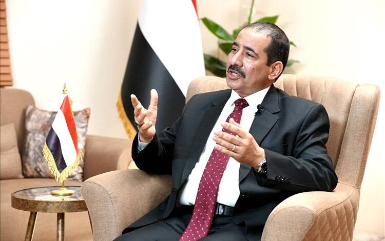 وزير الداخلية: ضبط أجانب في مطار عدن متورطين بتهريب المخدرات ودعم الحوثيين 1 وزير الداخلية: ضبط أجانب في مطار عدن متورطين بتهريب المخدرات ودعم الحوثيين