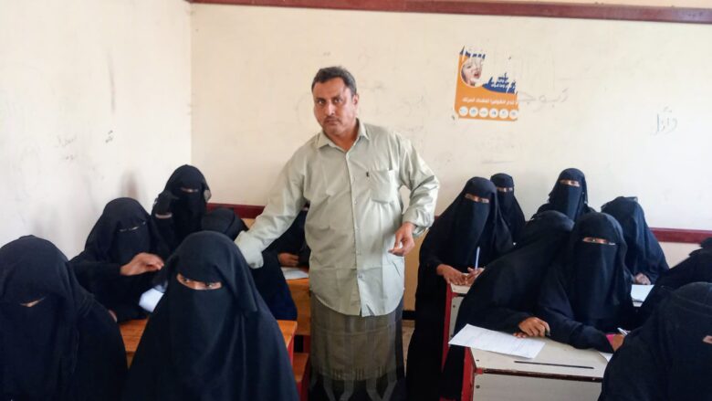 الحديدة.. تدشين امتحانات الفصل الأول لتعليم الكبار في الخوخة